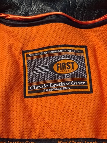 Women's First Classic Leather Jacket NICE Take A L@@k - Picture 4 of 17