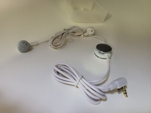 NEW Earbuds Earphones + Volume Remote Control for Sony PSP Slim 3000 or 3001 40P - Picture 9 of 10