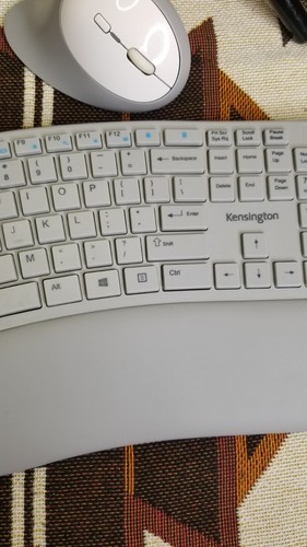 Gray Kensington Pro Fit Ergo Wireless 2.4G BT Keyboard & Mouse Combo w/ Dongle - Picture 8 of 24