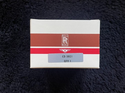 Rolls-Royce Camargue 1976-86 Right Side Marker Amber Lens CD5821 NOS OEM NLA - Picture 2 of 6