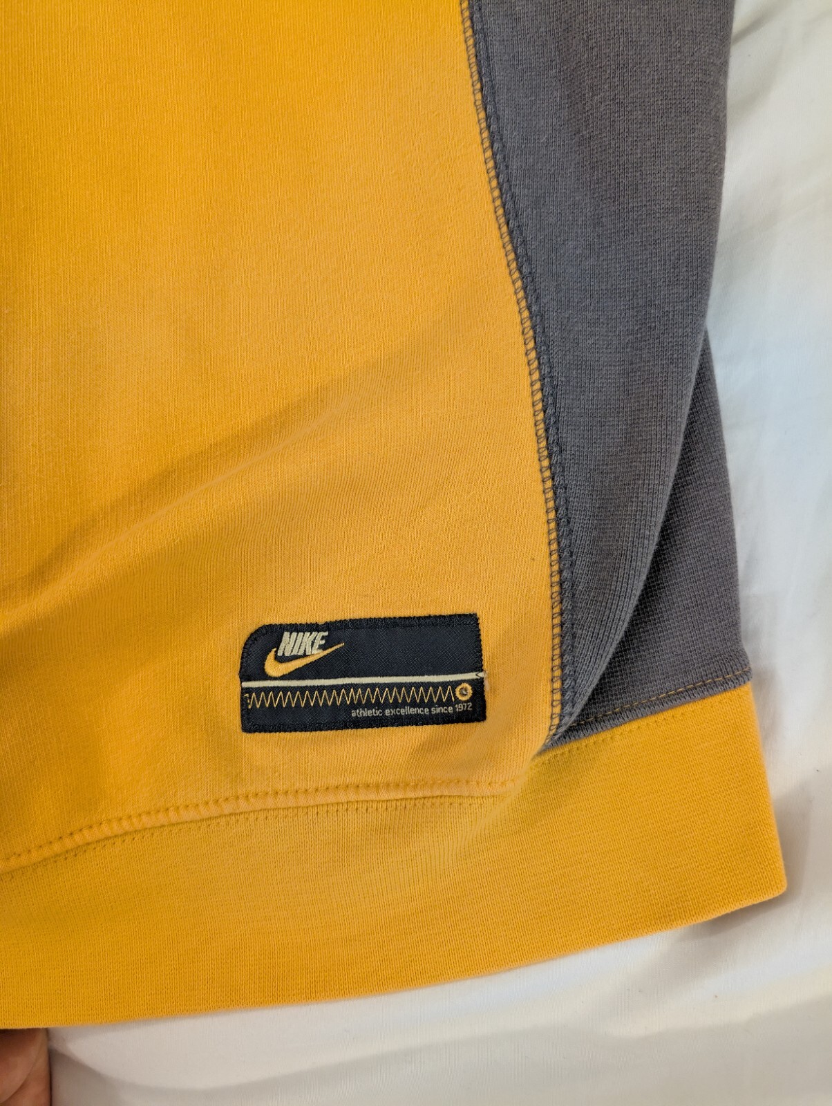 Vintage Y2k Nike Big Logo Zip Up Yellow Hoodie Size Medium Rare Grey Tag image 6