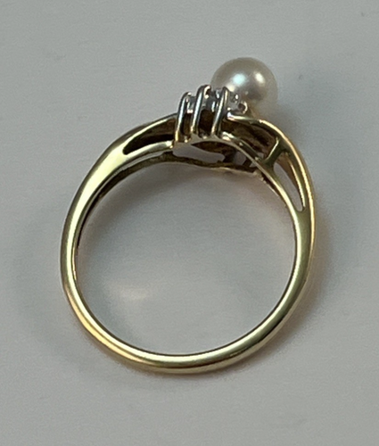 Vintage 10K Yellow Gold Cultured Pearl Ring Small Diamond Accents Size 7 - Picture 7 of 11