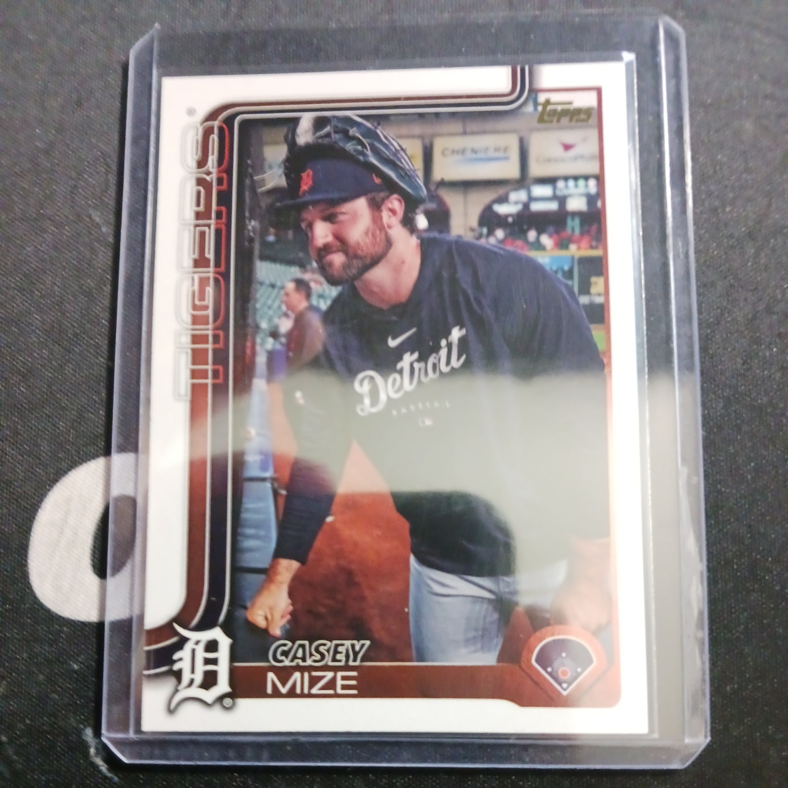 Topps 2025 Series 1 Casey Mize Detroit Tigers #315 Golden Mirror Photo Variation