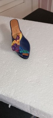 JUST THE RIGHT SHOE RAINE ORIGINAL FIGURINE-RIO- NO BOX/ NO COA-1999 | eBay