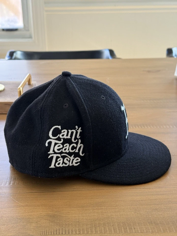 New Era Boston Red Sox 59Fifty Sombrero Ajustado Dieta Comienza Lunes, Talla 7 5/8 Foto 2 de 4