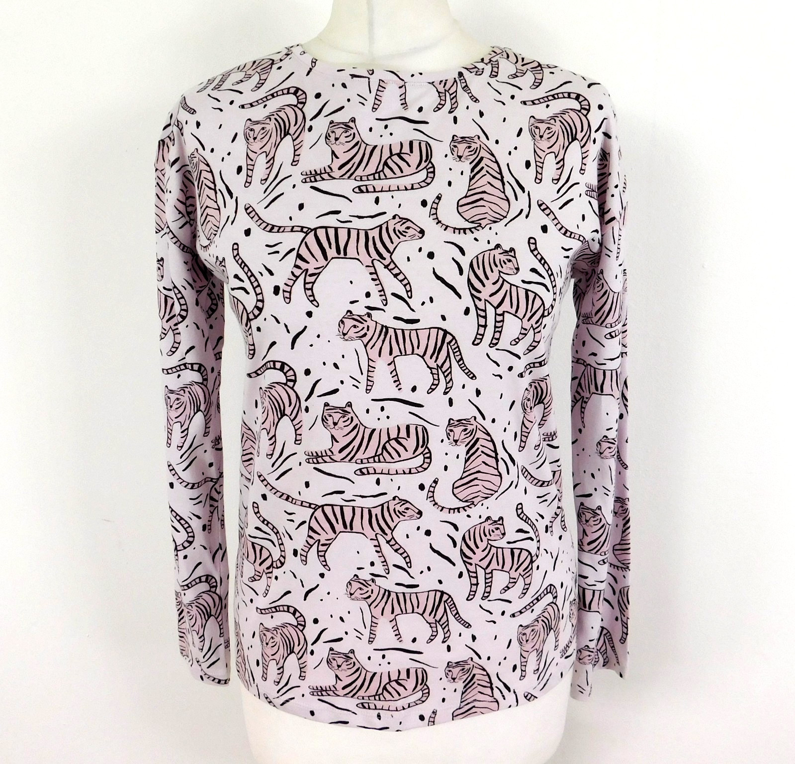 TU Pink Grey Long Sleeve Top Bundle 12 Years Graphic Tiger Print image 2