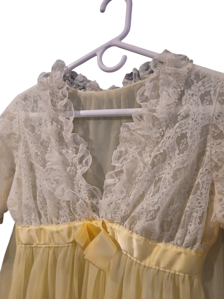 复古 Peignor 黄色白色荷叶边袖口长款长裙垂褶长袍中号 — 第 3/4 张图片
