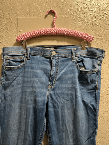 Express Stretch Barely Boot Mid Rise Jeans Woman’s Size 18R Frayed Bottoms - Picture 4 of 13