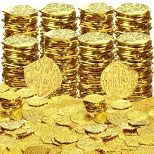 Hanaive 800 Plastic Pirate Gold Coins Treasure Spanish Doubloon Fake St. Patr