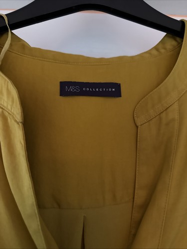 Marks & Spencer Women's Top Size 22 - Picture 2 of 5