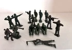 MARX 1950's ARMY TRAINING CENTER - 15 GI's in 09 POSES - VERY GOOD VINTAGE LOT