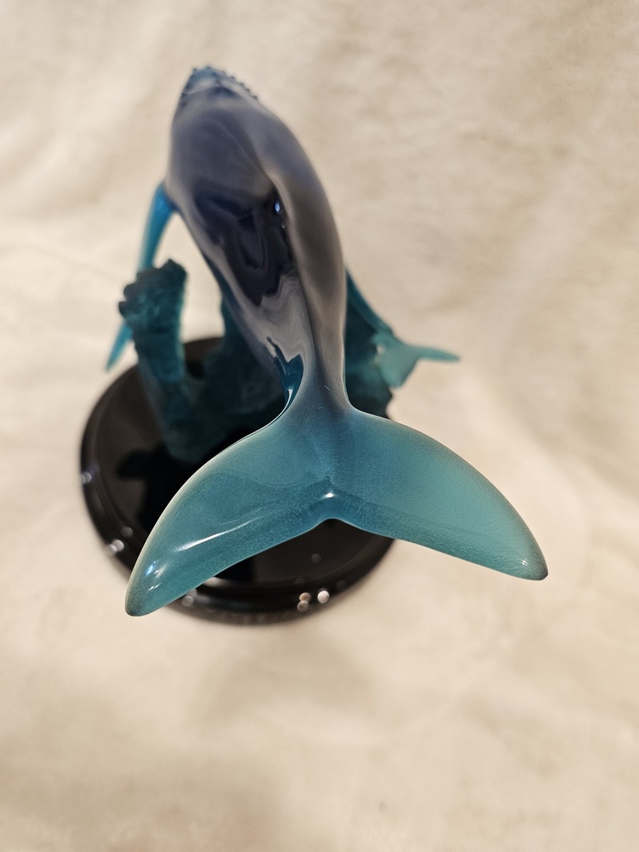 Wyland 1990 Humpback Whale & Calf Teal Blue Lucite Sculpture Ocean
