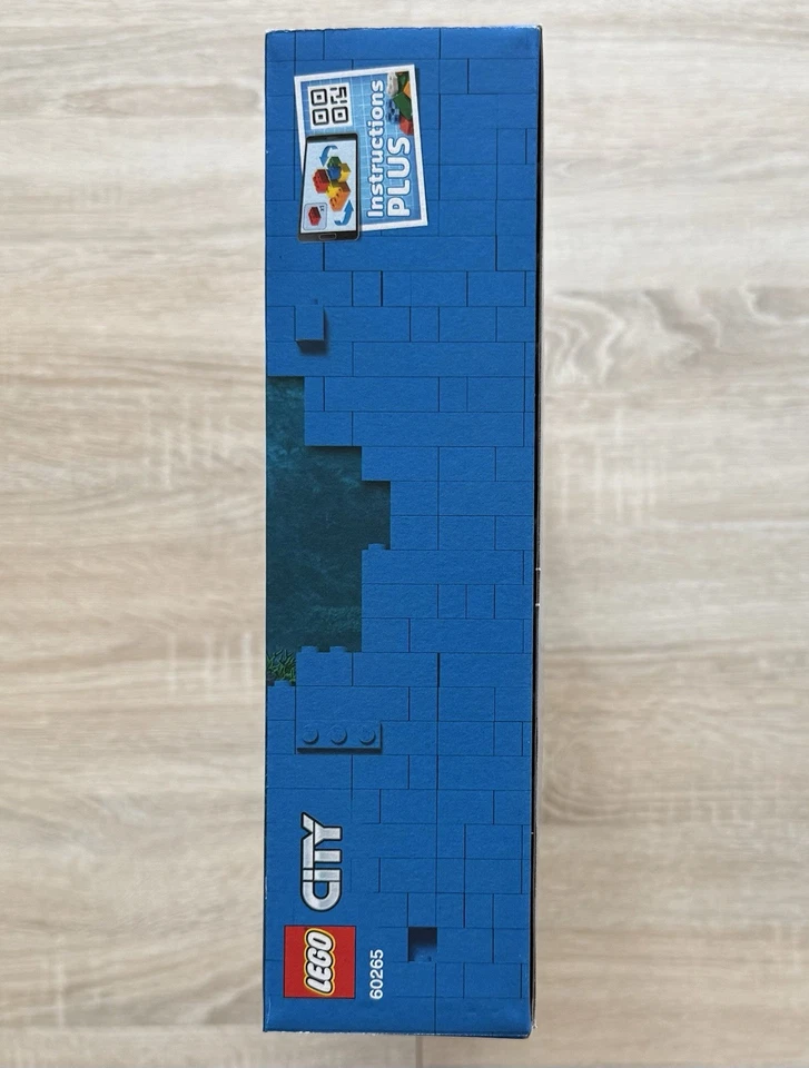 Lego City Deep Sea Explorers Ocean Exploration Base 60265 New Sealed FREE POST - Image 4 of 4