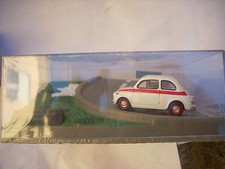 DIE CAST DIORAMA FIAT NUOVA 500 SPORT - SCALA 1/43 - TECA ROTTA