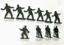 Toy Plastic Soldiers - Vintage Tim Mee 1960s - Set of 16