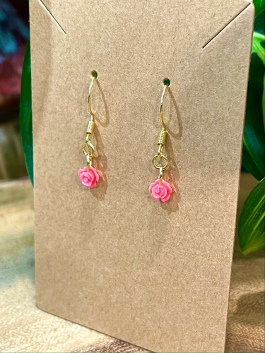 18k Gold Plated Pink Rose Flowers Mini Dainty Charms Cute Earrings Handmade - 第 7/7 張圖片