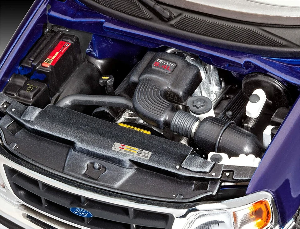 Revell Ford F-150 XLT 97 kit di montaggio 1/25 RV07045 - Immagine 3 di 4