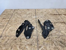 CHEVROLET CAMARO RS 16-24 OEM 2X HOOD BONNET MOUNT LIFT SUPPORT BRACKET HINGE