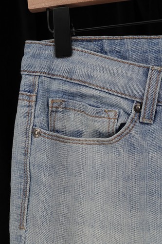 L.E.I. Junior Girl Ashley Distressed Lowrise Slim Boot Flare Jeans SZ 5 Regular - Picture 4 of 20