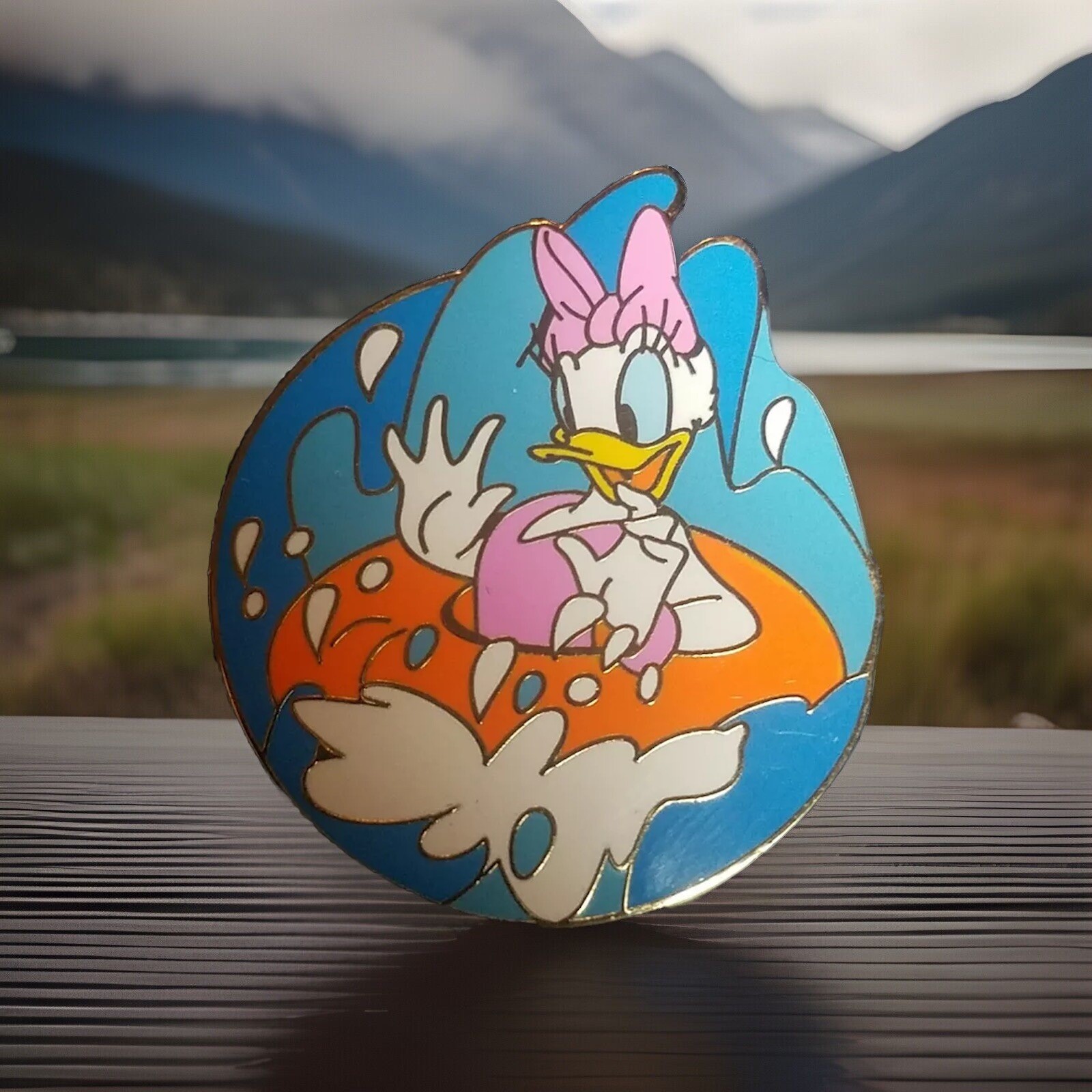 Daisy 2002  WDW Cast Lanyard Series Inner Tubebefore hidden mickeys 15977 AB12