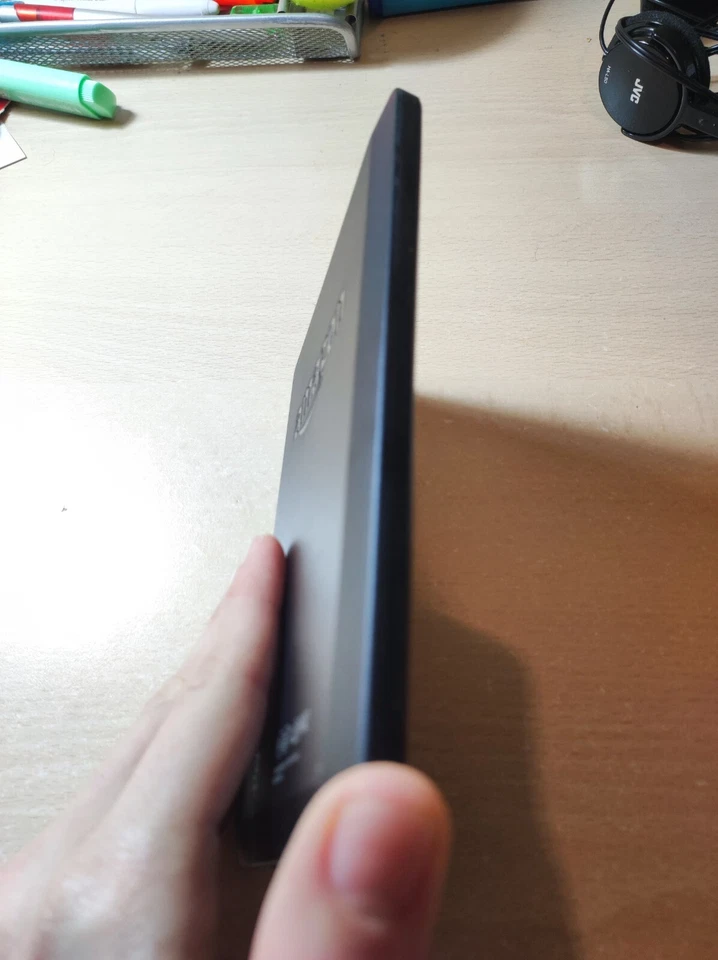 Kindle Paperwhite 7th Generazione + cover NUOVO - Immagine 2 di 4