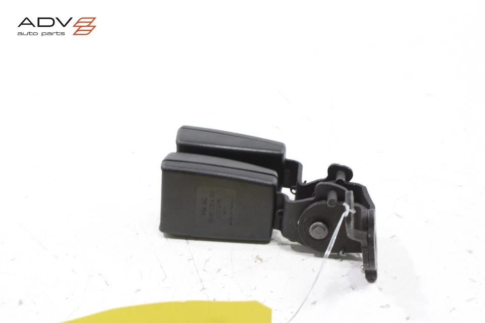 Audi S3 A3 2017-2020 trasero izquierdo y central cinturón de seguridad hebilla OEM Foto 4 de 4