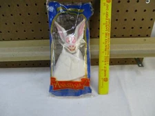 New in Bag Bartok Bat Anastasia 1997 Alcone marketing Plush Hanger Suction cup