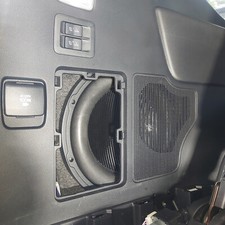 Toyota Landcruiser 300 Series sub box – 10inch subwoofer – Fibreglass
