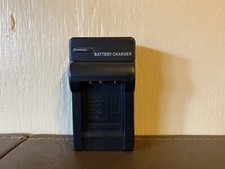 Digital Video Camera Battery Compact Travel Charger