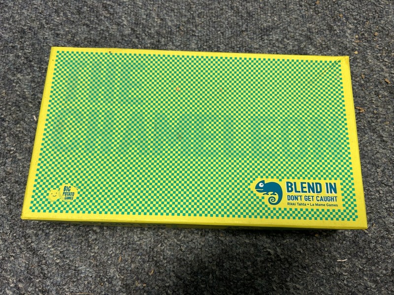 Chameleon Board Game by Big Potato Games 2018 3-8 Players (Free P+P)
