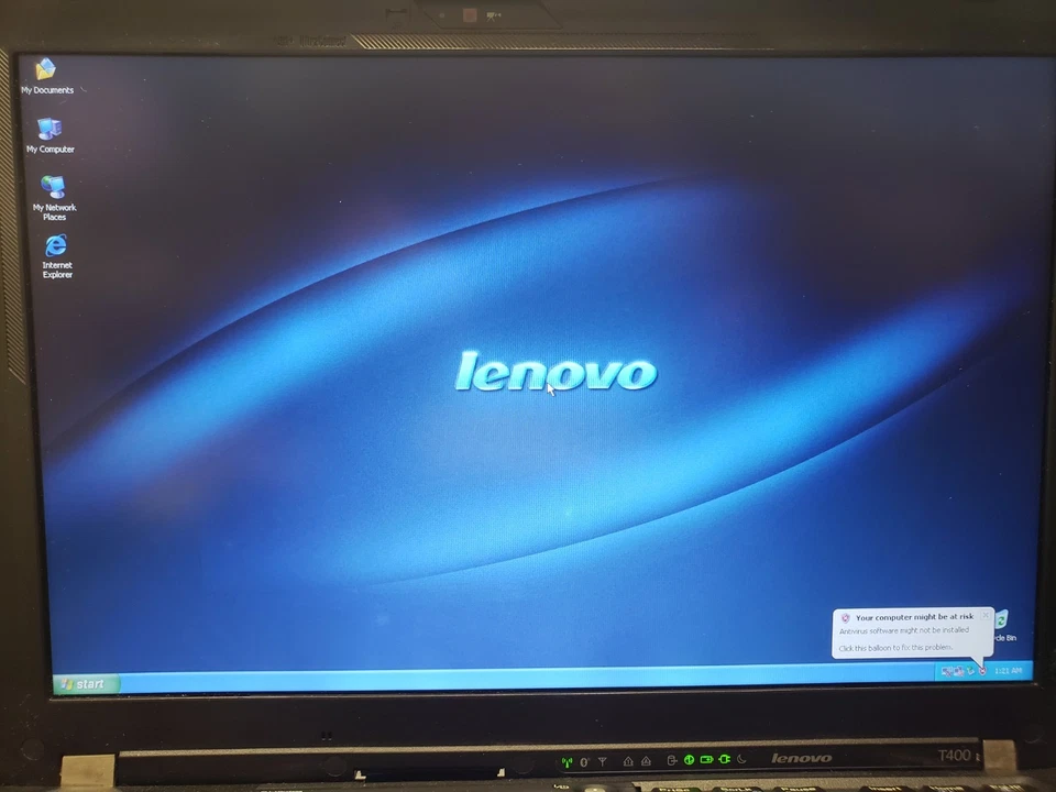 Lenovo Thinkpad T400 Laptop Core2 Duo 2.8GHz 3GB 160GB WinXP-Pro 14" Radeon - Image 2 of 4