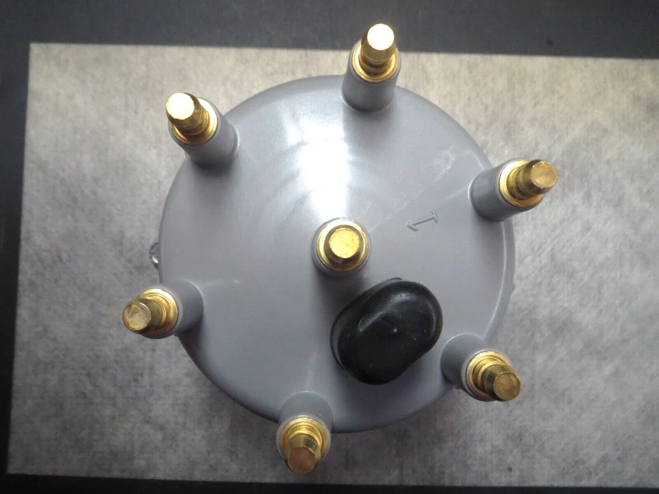 Distributor Cap BWD C273 for Dodge Ram Van Dakota V6 - Ships Fast! - Imagem 2 de 4