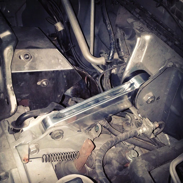 StreetRays Billet Pitch Stop Mount se adapta a 93-18 Subaru Impreza / STi / WRX Foto 3 de 4