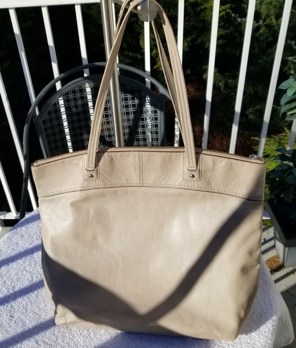 COACH #18336 Laura Beige Leather Large Tote Carryall Shoulder