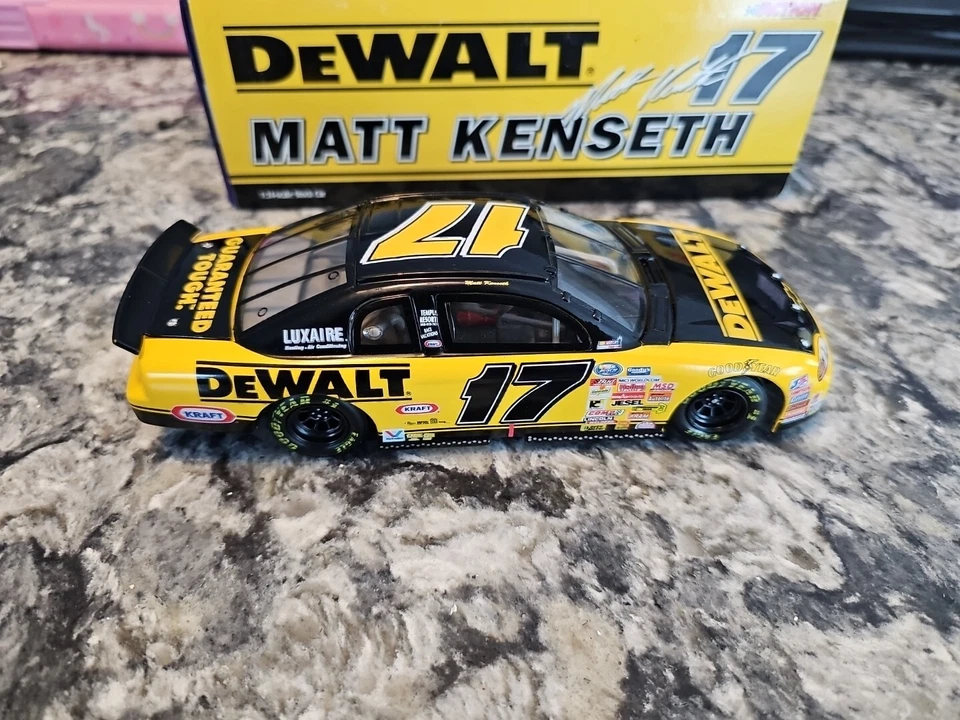 Matt Kenseth Dewalt Chevy Monte Carlo 1999 acción 1/24 Nascar diecast Cup 1/4008 Foto 3 de 4
