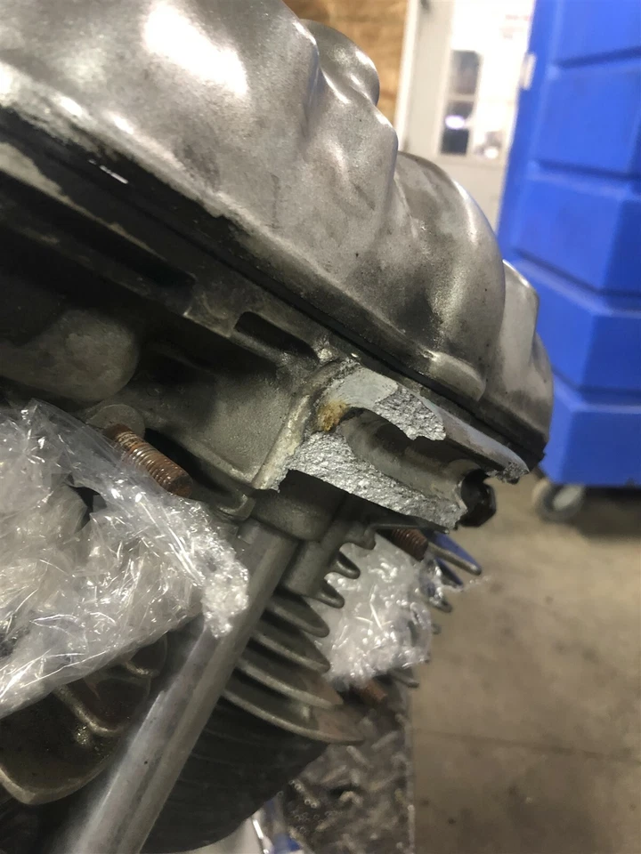 Motor Triumph Bonneville T100 03  Foto 4 de 4