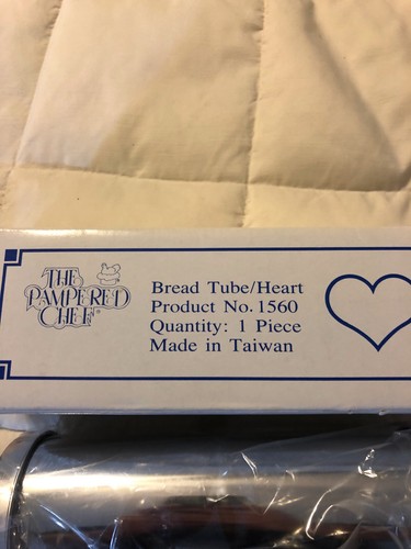 NEW THE PAMPERED CHEF BREAD HEART TUBE #1560 - Picture 2 of 4