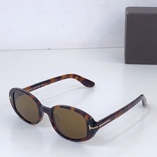Tom Ford TF1364 Oval Sunglasses Tortoise Brown Lens 49-21-140 UV400