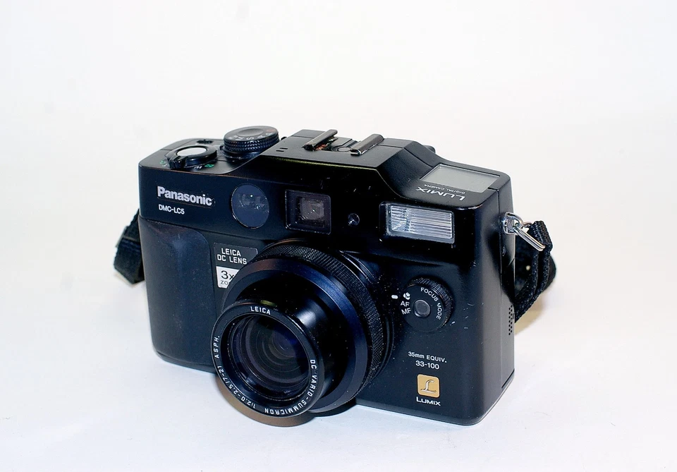 Panasonic Lumix DMC-LC5 schwarz, digitale Retrokamera - Bild 2 von 4