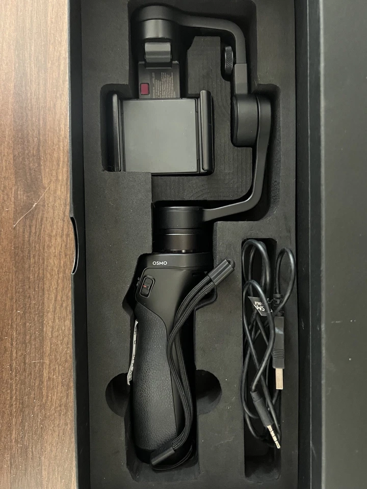 Estabilizador cardán móvil DJI Osmo - 1ª generación, negro Foto 3 de 4
