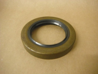 AD7613E NOK OIL SEAL DOUBLE LIP 