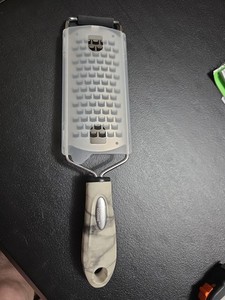 Studio Cuisine Kitchen Grater With Protective Cover