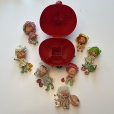 Vtg Strawberry Shortcake Friends Doll Lot of 7 dolls plus Accessories Case