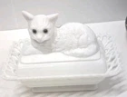 Vintage White Milk Glass Cat Covered Butter Dish Blue Eyes Lace Edge Tray