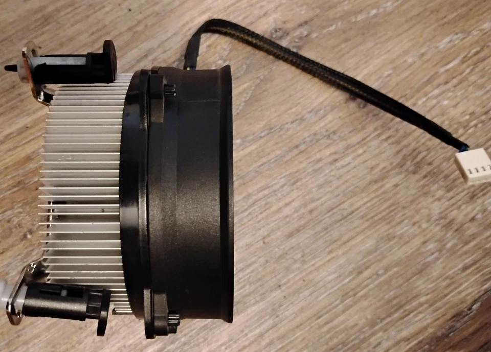 Rosewill RCX-Z90-CP 62.5 Long Life Sleeve, 92mm CPU Cooling Fan - Image 3 of 3