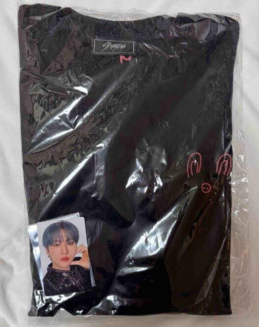 STRAY KIDS XMAS POP-UP 2024 MD CHANGBIN Produced Long Sleeve STRAY KIDS XMAS POP-UP 2024 MD CHANGBIN Produced Long Sleeve