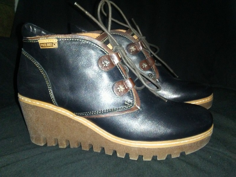 Women's Pikolinos Dark Maple Leather Ankle Boots Size 39 EUR * 8 Excellent Shape