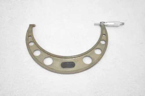 MITUTOYO 103-223A OUTSIDE MICROMETER, RANGE 8-9", .0001 GRADUATIONS