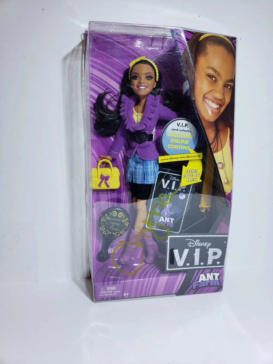 Disney vip store dolls