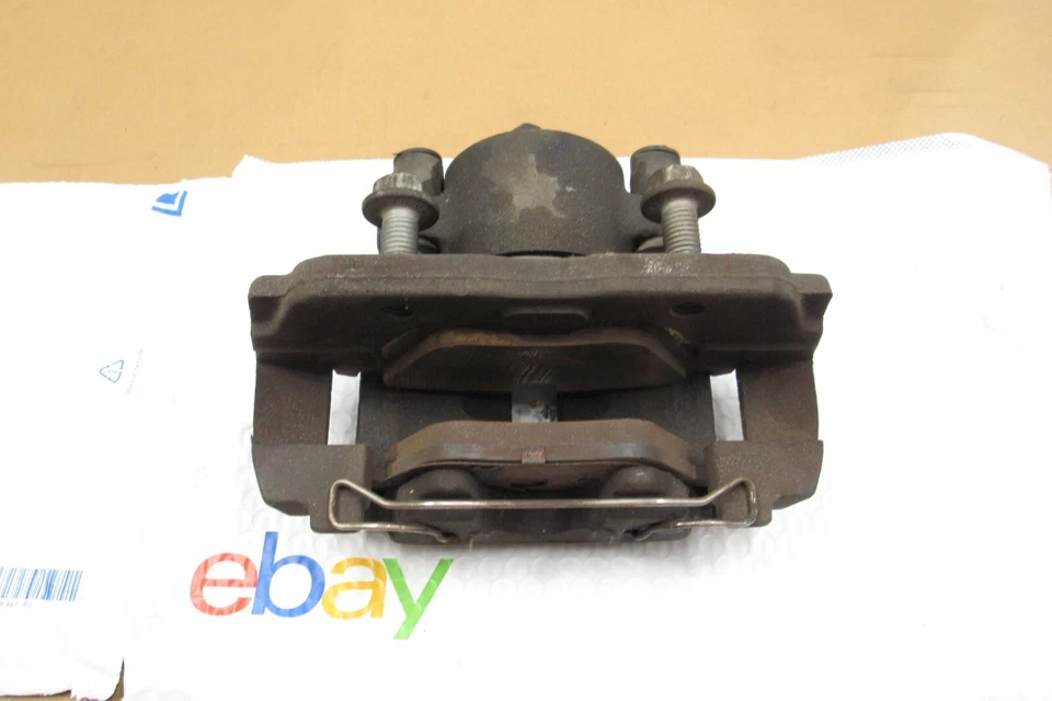  Pinza de freno delantera derecha del lado del pasajero 93-97 Jaguar XJ6 XJ12 OEM JLM21469 Foto 2 de 4